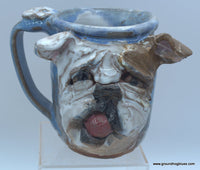 Bulldog mug with ball